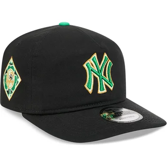 Svart kurvad snapback-keps 19TWENTY Saint Patrick's Day från New York Yankees MLB av New Era