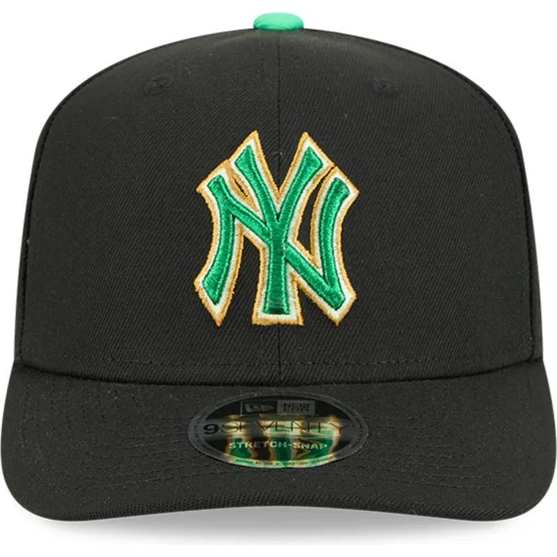 schwarze-gebogene-snapback-kappe-9seventy-stretch-snap-saint-patrick-s-day-der-new-york-yankees-mlb-von-new-era