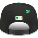 schwarze-gebogene-snapback-kappe-9seventy-stretch-snap-saint-patrick-s-day-der-new-york-yankees-mlb-von-new-era