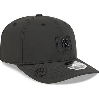 Sort buet snapback-kasket 9SEVENTY Stretch Snap Clubhouse fra New York Yankees MLB fra New Era