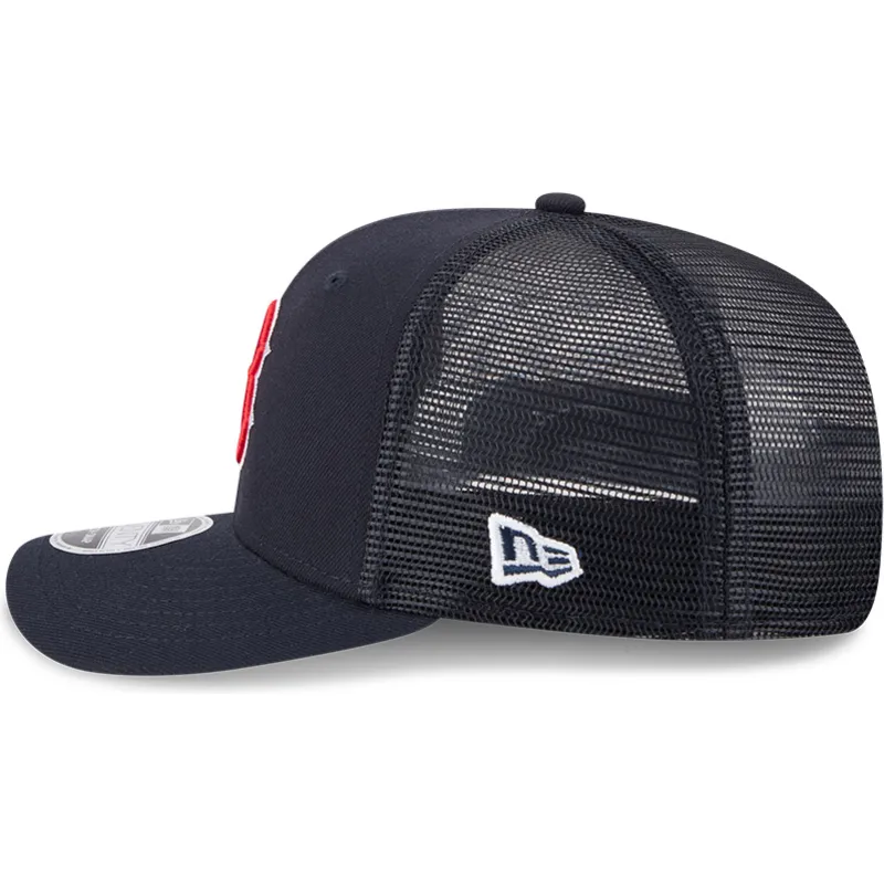 casquette-trucker-bleue-marine-9seventy-stretch-snap-evergreen-boston-red-sox-mlb-new-era