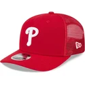 gorra-trucker-roja-9seventy-stretch-snap-evergreen-de-philadelphia-phillies-mlb-de-new-era
