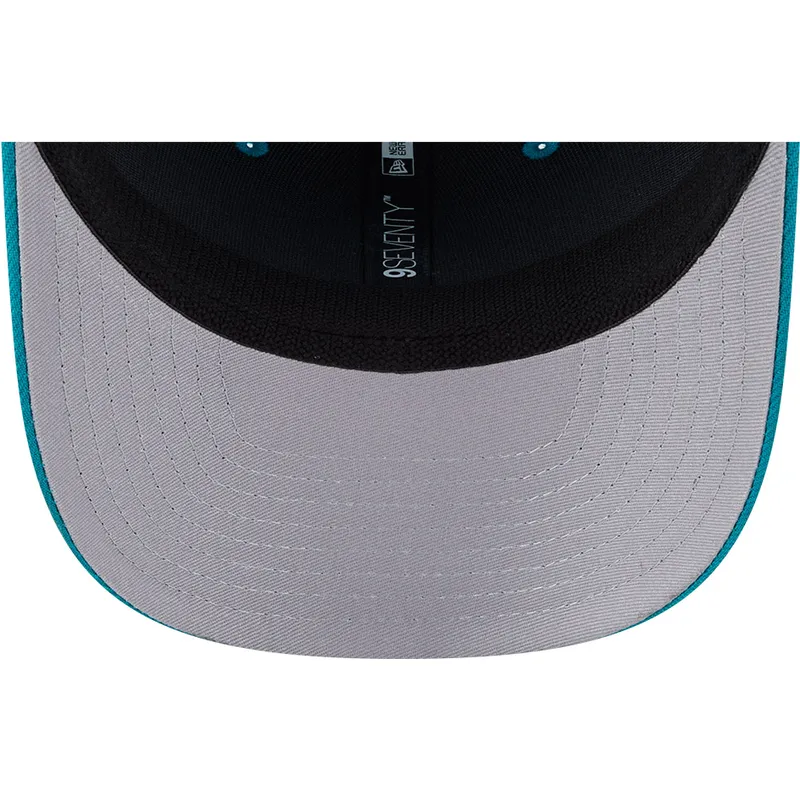 bla-trucker-keps-9seventy-stretch-snap-evergreen-helmet-fran-miami-dolphins-nfl-av-new-era
