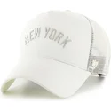 petten-gebogen-beige-snapback-offside-dt-soft-glow-script-van-new-york-yankees-mlb-van-47-brand