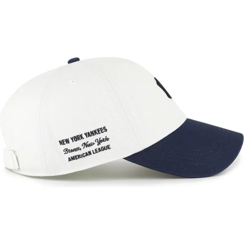 beige-und-marineblaue-verstellbare-gebogene-kappe-clean-up-contemporary-two-tone-der-new-york-yankees-mlb-von-47-brand