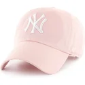 gorra-curva-rosa-ajustable-clean-up-de-new-york-yankees-mlb-de-47-brand