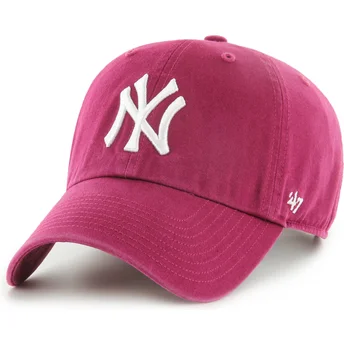 Gorra curva roja ajustable Clean Up Galaxy de New York Yankees MLB de 47 Brand