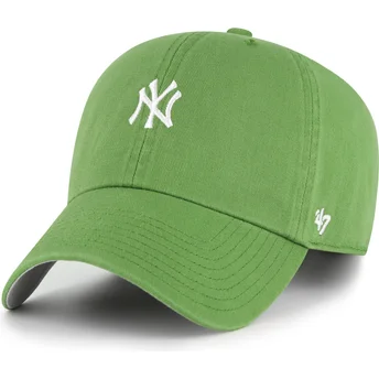 Grøn justerbar curved kasket Clean Up Base Runner Fatigue Green fra New York Yankees MLB fra 47 Brand