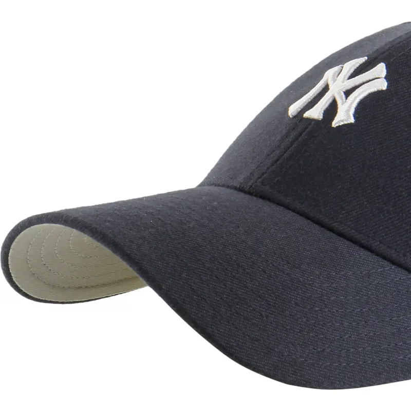petten-gebogen-marineblauw-snapback-mvp-base-runner-van-new-york-yankees-mlb-van-47-brand