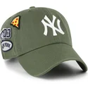 casquette-courbee-verte-ajustable-clean-up-badges-new-york-yankees-mlb-47-brand