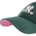 gorra-curva-verde-ajustable-clean-up-with-love-de-new-york-yankees-mlb-de-47-brand
