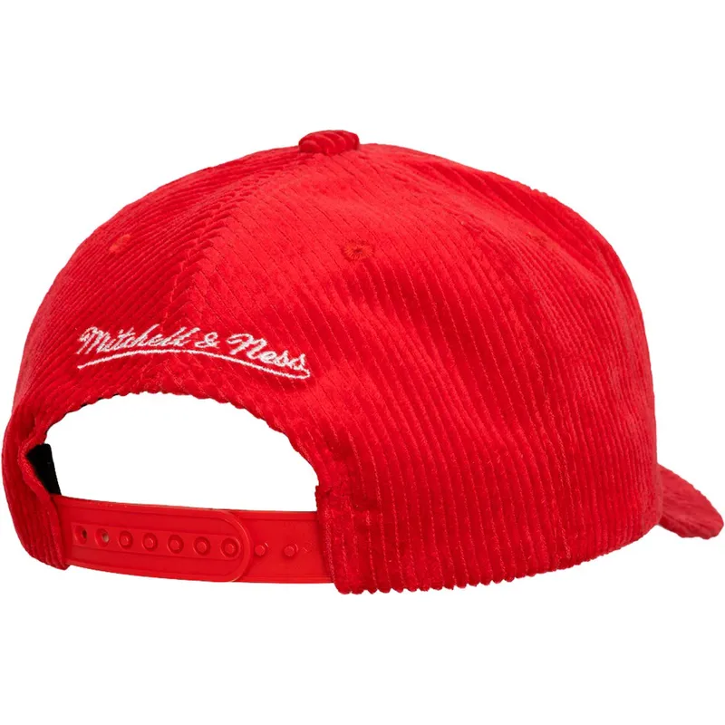 petten-gebogen-rood-snapback-arch-stamp-pro-van-chicago-bulls-nba-van-mitchell-ness