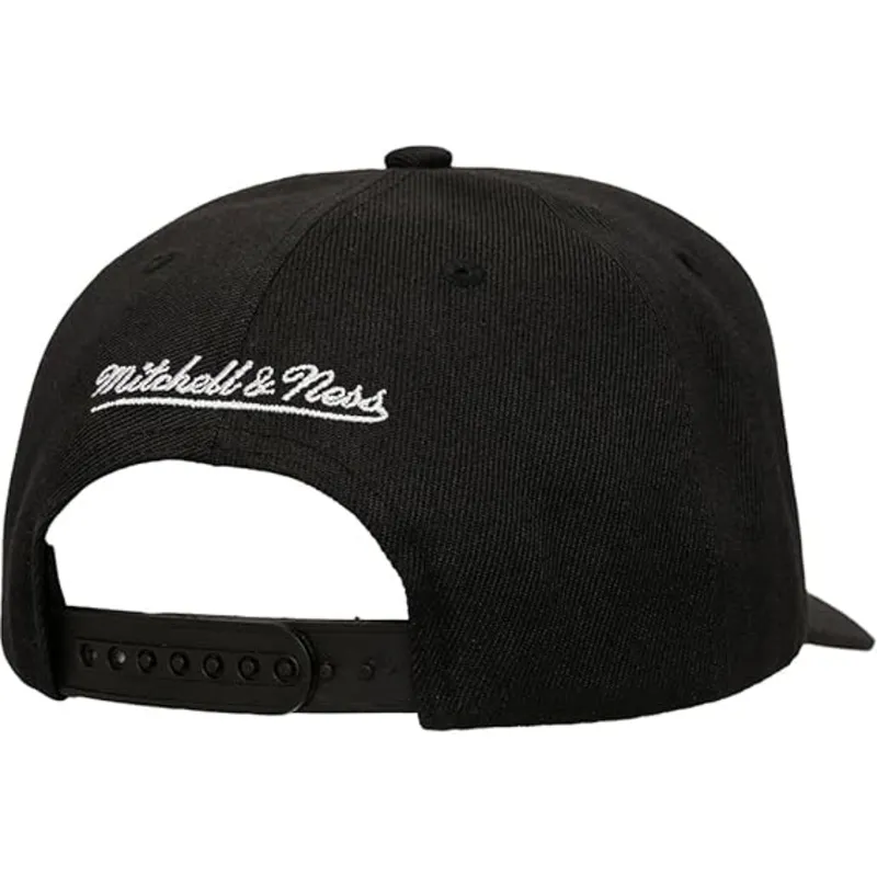 czarna-czapka-z-zakrzywionym-daszkiem-snapback-tilted-pro-toronto-raptors-nba-mitchell-ness