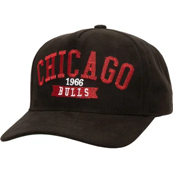 Mitchell & Ness Curved Brim Shady Suede Pro Chicago Bulls NBA Black Snapback Cap