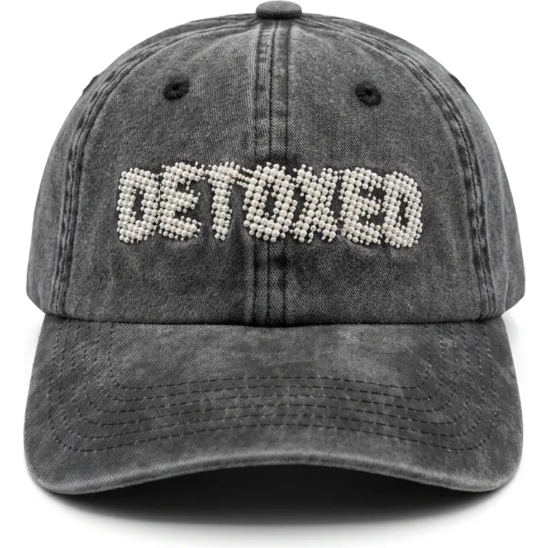 petten-gebogen-zwart-verstelbaar-detoxed-washed-van-pica-pica