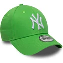 gorra-curva-verde-ajustable-para-nino-9forty-essential-de-new-york-yankees-mlb-de-new-era