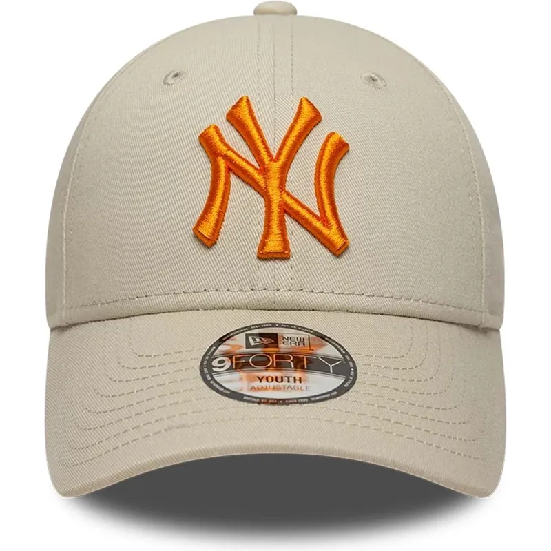 petten-gebogen-beige-verstelbaar-voor-kinderen-9forty-league-essential-van-new-york-yankees-mlb-van-new-era