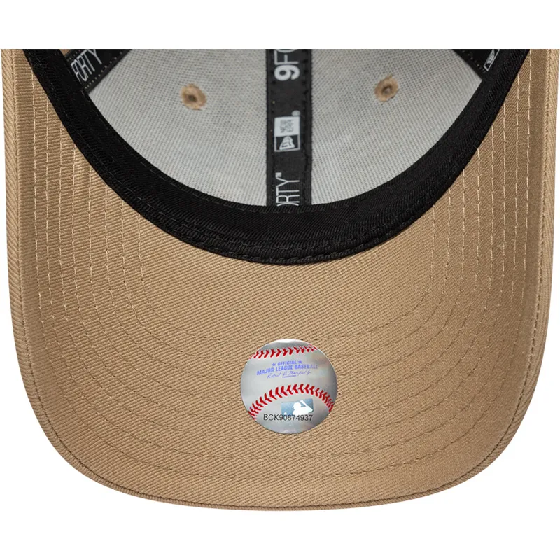 bojd-beige-justerbar-keps-for-barn-9forty-icon-los-angeles-dodgers-mlb-fran-new-era