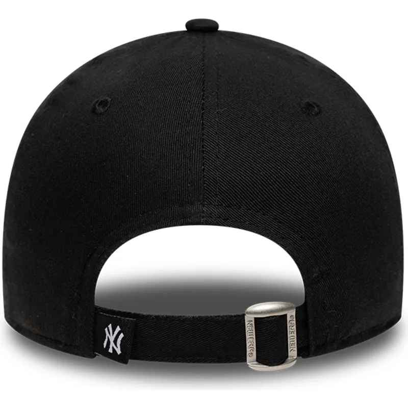 svart-justerbar-kurvad-keps-for-barn-9forty-icon-fran-new-york-yankees-mlb-av-new-era