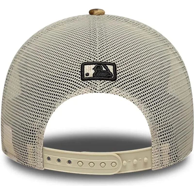 damen-trucker-cap-leopard-9forty-m-crown-a-frame-leopard-new-york-yankees-mlb-von-new-era