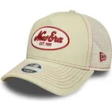 petten-gebogen-beige-snapback-9forty-m-crown-van-new-era
