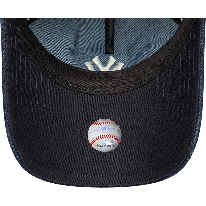 cappellino-curvo-blu-navy-regolabile-da-donna-9twenty-a-frame-denim-dei-new-york-yankees-mlb-di-new-era
