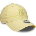 petten-gebogen-geel-verstelbare-band-9twenty-seersucker-van-new-york-yankees-mlb-van-new-era