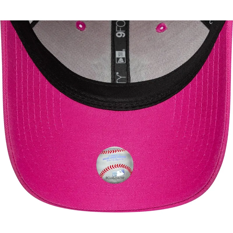 petten-gebogen-roze-verstelbare-band-9forty-team-outline-van-new-york-yankees-mlb-van-new-era