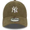 petten-gebogen-groen-verstelbare-band-9forty-soft-cord-van-new-york-yankees-mlb-van-new-era