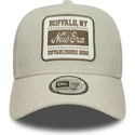 cappellino-curvo-beige-snapback-e-frame-patch-linen-di-new-era