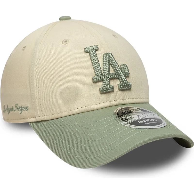 cappellino-visiera-curva-beige-e-verde-snapback-con-logo-verde-9forty-m-crown-side-script-dei-los-angeles-dodgers-mlb-di-new-era