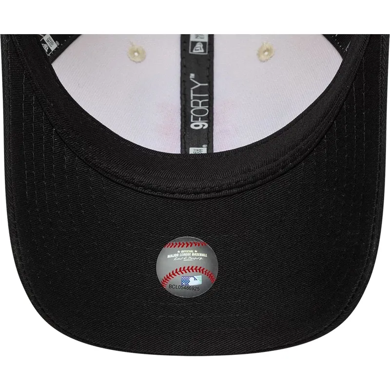 petten-gebogen-beige-snapback-9forty-m-crown-side-script-van-new-york-mets-mlb-van-new-era