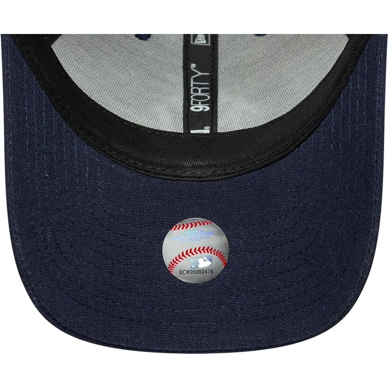 petten-gebogen-marineblauw-snapback-9forty-m-crown-linen-van-new-york-yankees-mlb-van-new-era