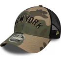 cappellino-trucker-camouflage-9forty-m-crown-wordmark-dei-new-york-yankees-mlb-di-new-era