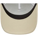petten-gebogen-beige-snapback-9forty-m-crown-a-frame-multi-patch-van-new-era