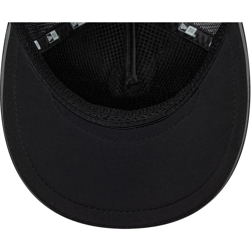 petten-gebogen-zwart-verstelbare-band-9forty-apex-van-new-era