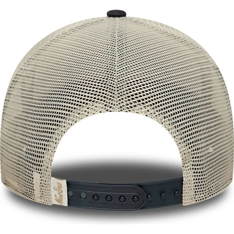 petten-gebogen-beige-snapback-9forty-m-crown-van-new-era petten-gebogen-beige-snapback-9forty-m-crown-van-new-era