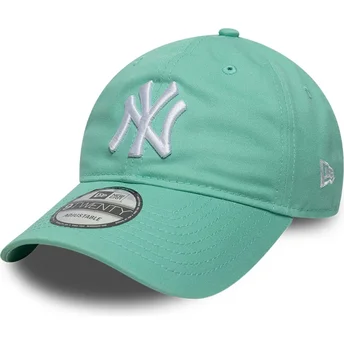 Ljusgrön böjd justerbar keps 9TWENTY League Essential från New York Yankees MLB av New Era