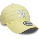 petten-gebogen-geel-verstelbaar-9twenty-league-essential-van-new-york-yankees-mlb-van-new-era