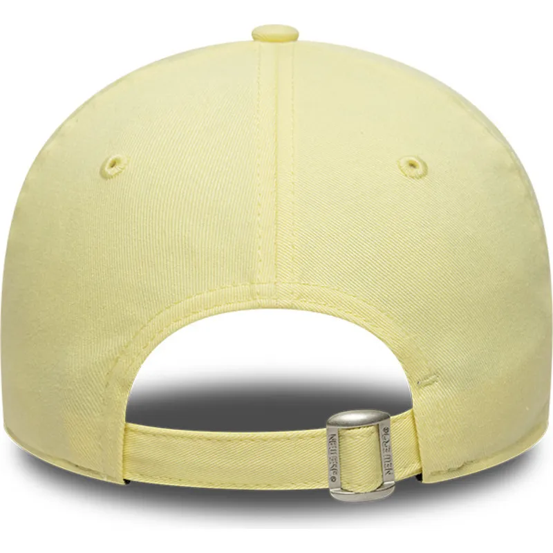 cappellino-con-visiera-curva-giallo-chiaro-regolabile-9twenty-league-essential-di-new-york-yankees-mlb-di-new-era