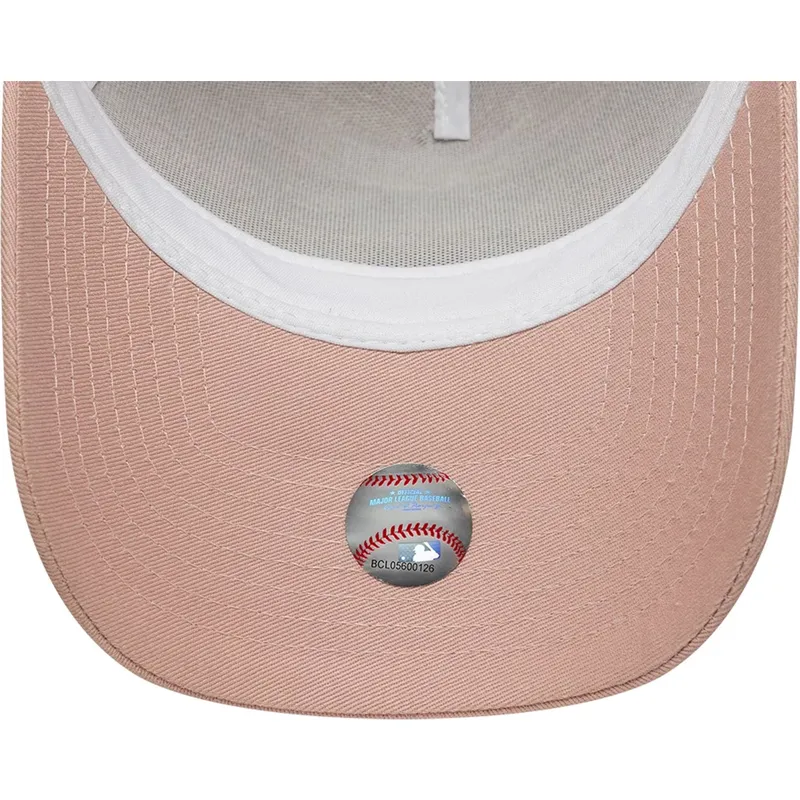 trucker-cap-rosa-mit-rosa-logo-a-frame-outline-von-new-york-yankees-mlb-von-new-era