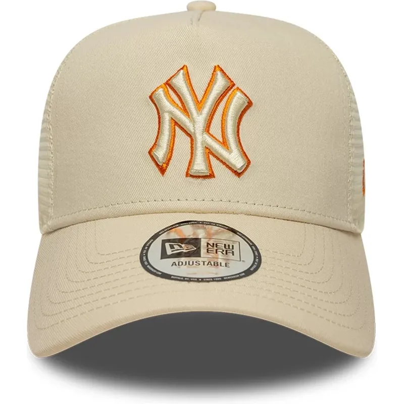 cappellino-trucker-beige-con-logo-beige-a-frame-outline-di-new-york-yankees-mlb-di-new-era