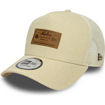 Beige trucker-keps A Frame Denim Leather Patch från New Era