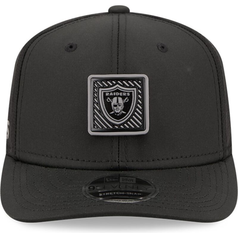 petten-gebogen-zwart-snapback-9seventy-stretch-snap-training-pack-2026-van-las-vegas-raiders-nfl-van-new-era