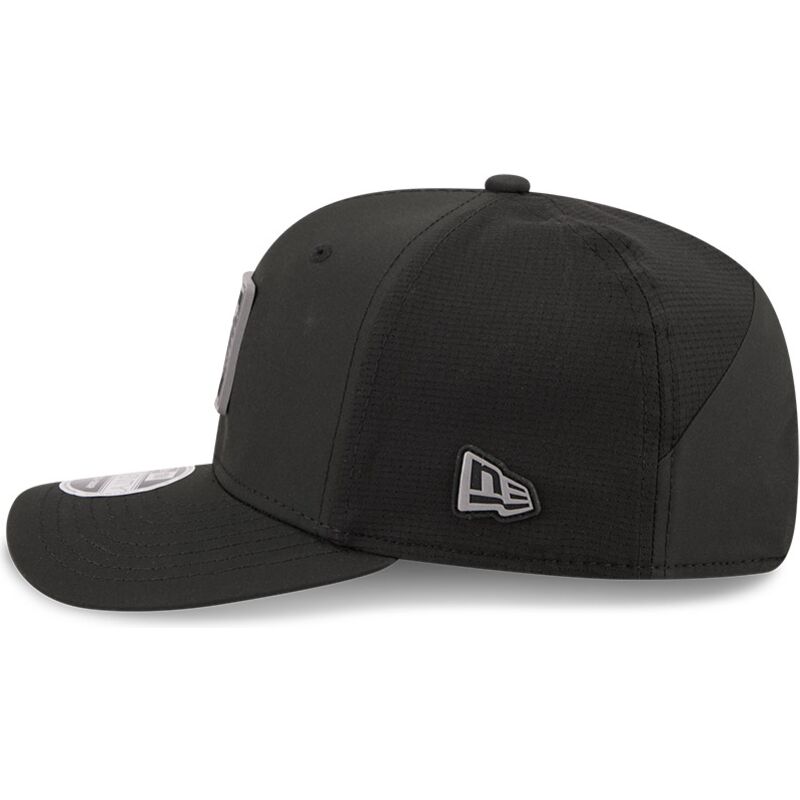 new-era-curved-brim-9seventy-stretch-snap-training-pack-2026-las-vegas-raiders-nfl-black-snapback-cap