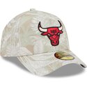 petten-gebogen-beige-aangepast-59forty-a-frame-leafy-palm-van-chicago-bulls-nba-van-new-era