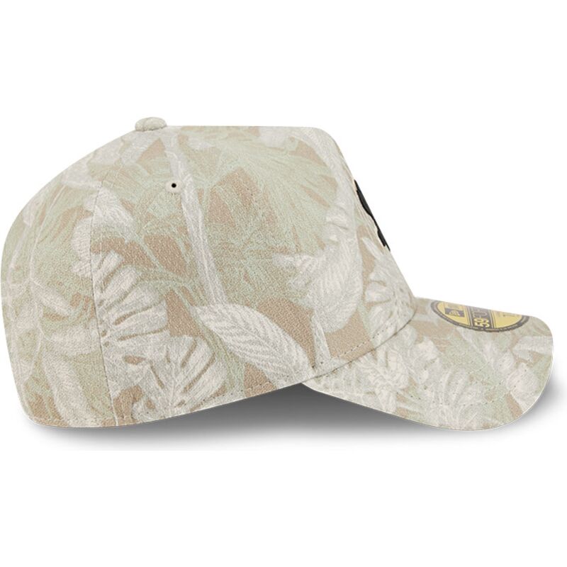 petten-gebogen-beige-aangepast-59forty-a-frame-leafy-palm-van-chicago-white-sox-mlb-van-new-era petten-gebogen-beige-aangepast-59forty-a-frame-leafy-palm-van-chicago-white-sox-mlb-van-new-era