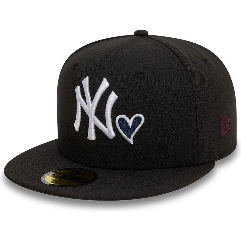 petten-plat-zwart-aangepast-59fifty-heart-icon-van-new-york-yankees-mlb-van-new-era