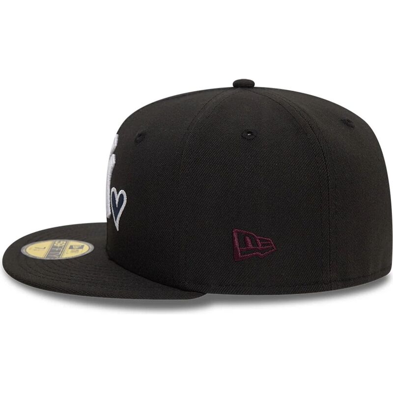 petten-plat-zwart-fitted-59fifty-heart-icon-van-new-york-yankees-mlb-van-new-era