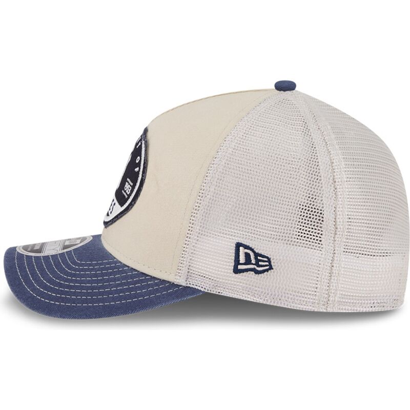 gorra-trucker-beige-y-azul-marino-9forty-m-crown-a-frame-fray-de-new-york-yankees-mlb-de-new-era